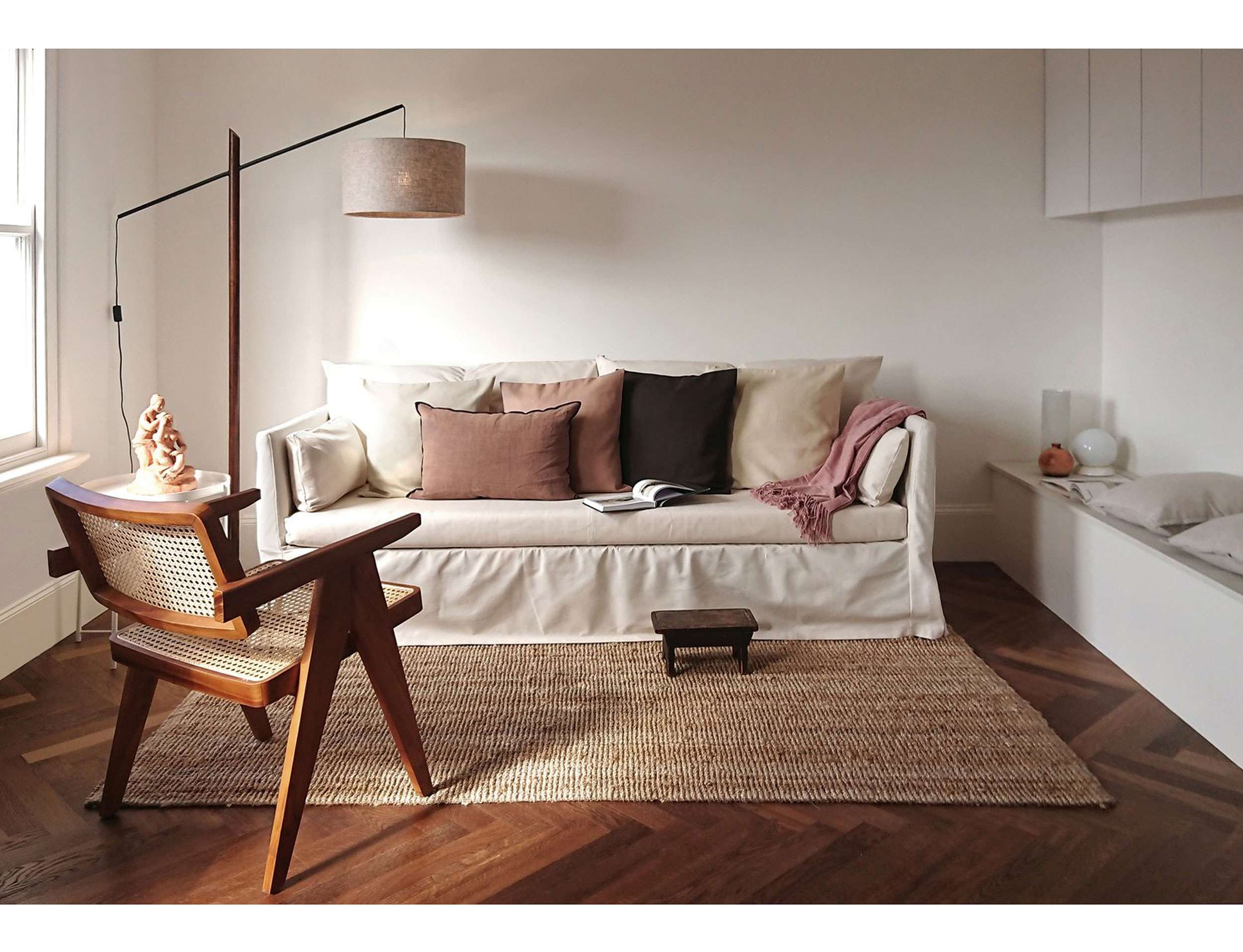 No.11_Bravington_Sofa